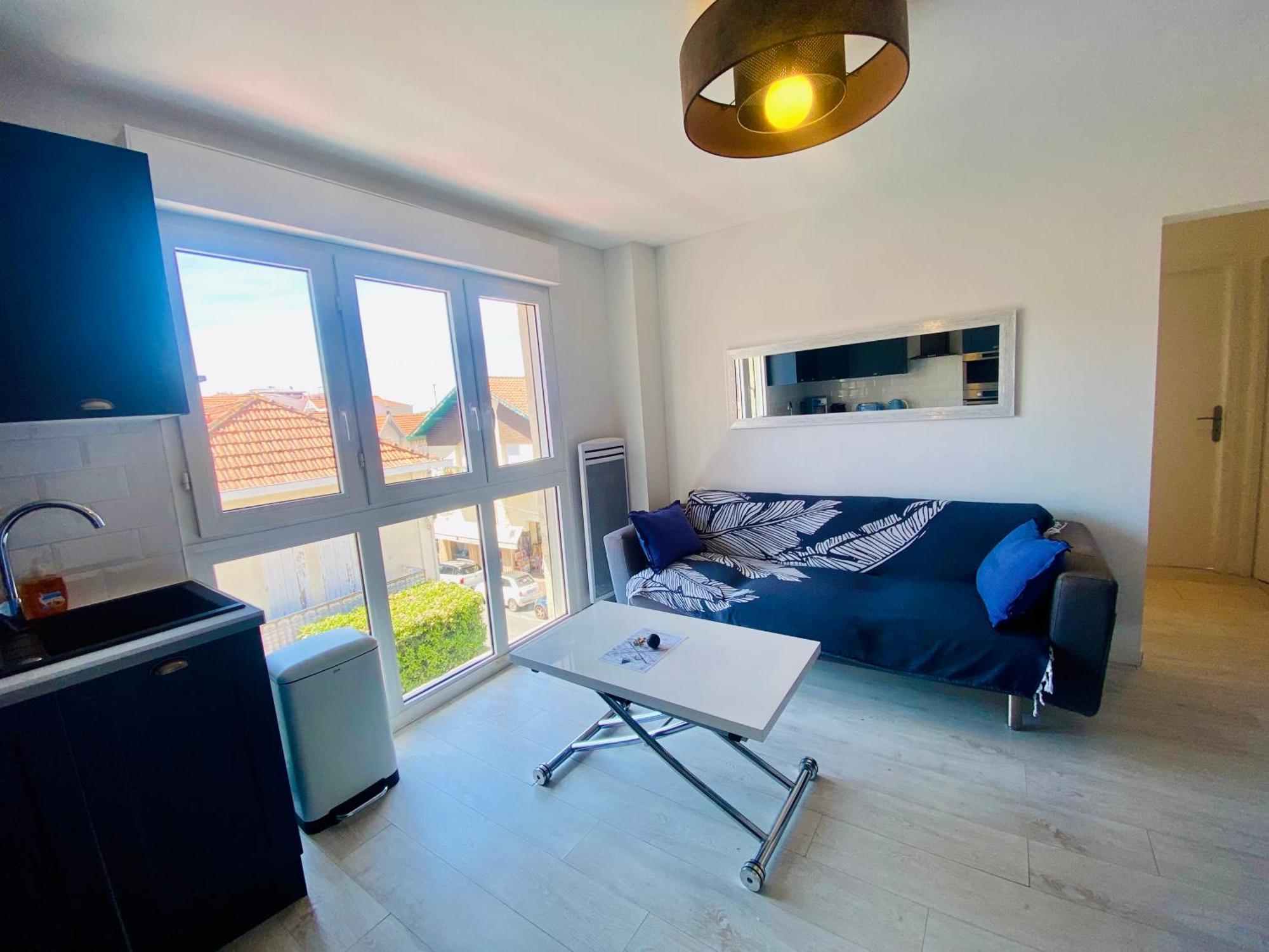 Apartment Situation Exceptionnelle Proche Plage, Menage Et Draps Compris *
